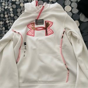 Brand new under armor hoodie